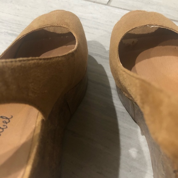 Brown Platform Wedges - Picture 9 of 9